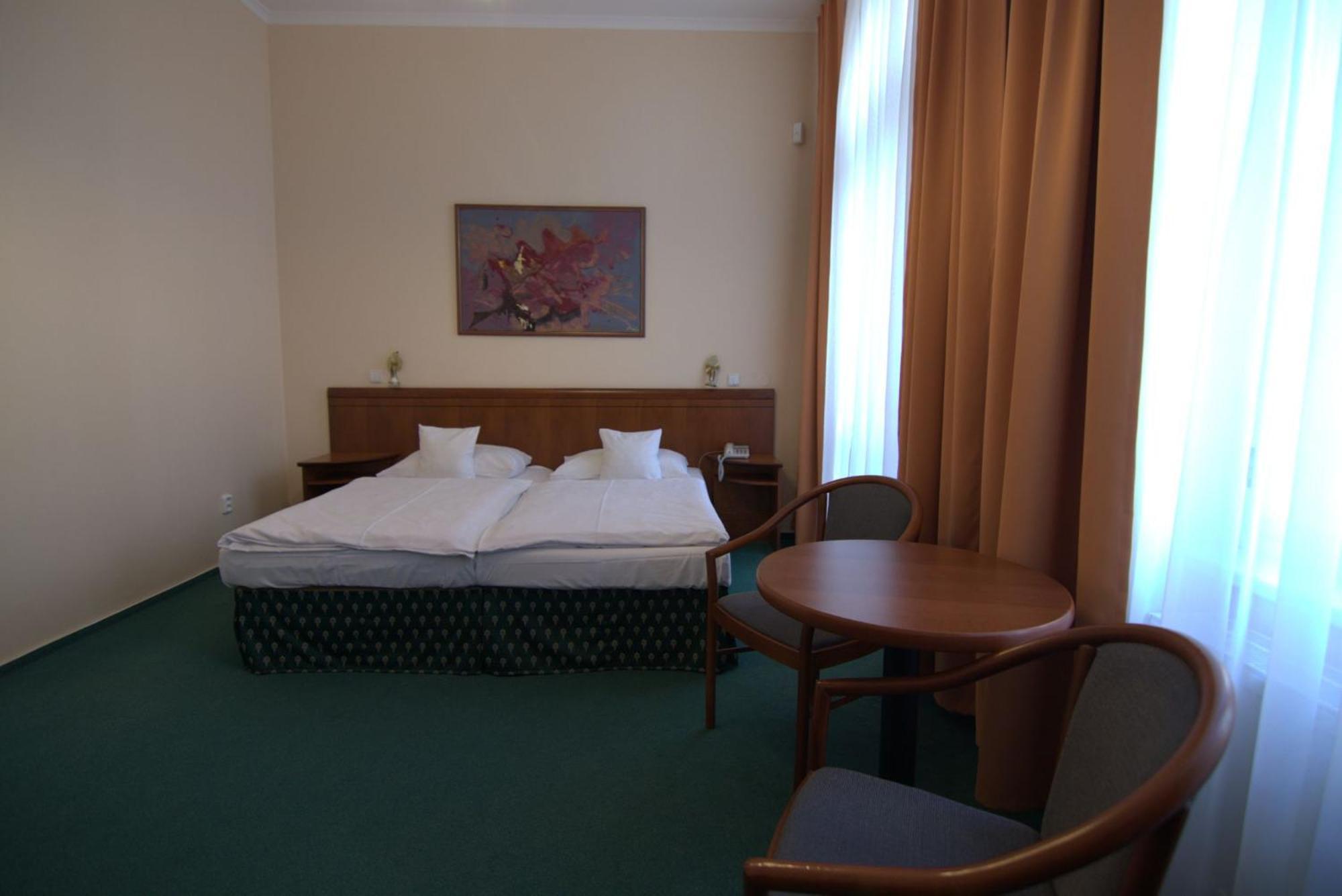 Hotel Westend Mariánské Lázně Esterno foto