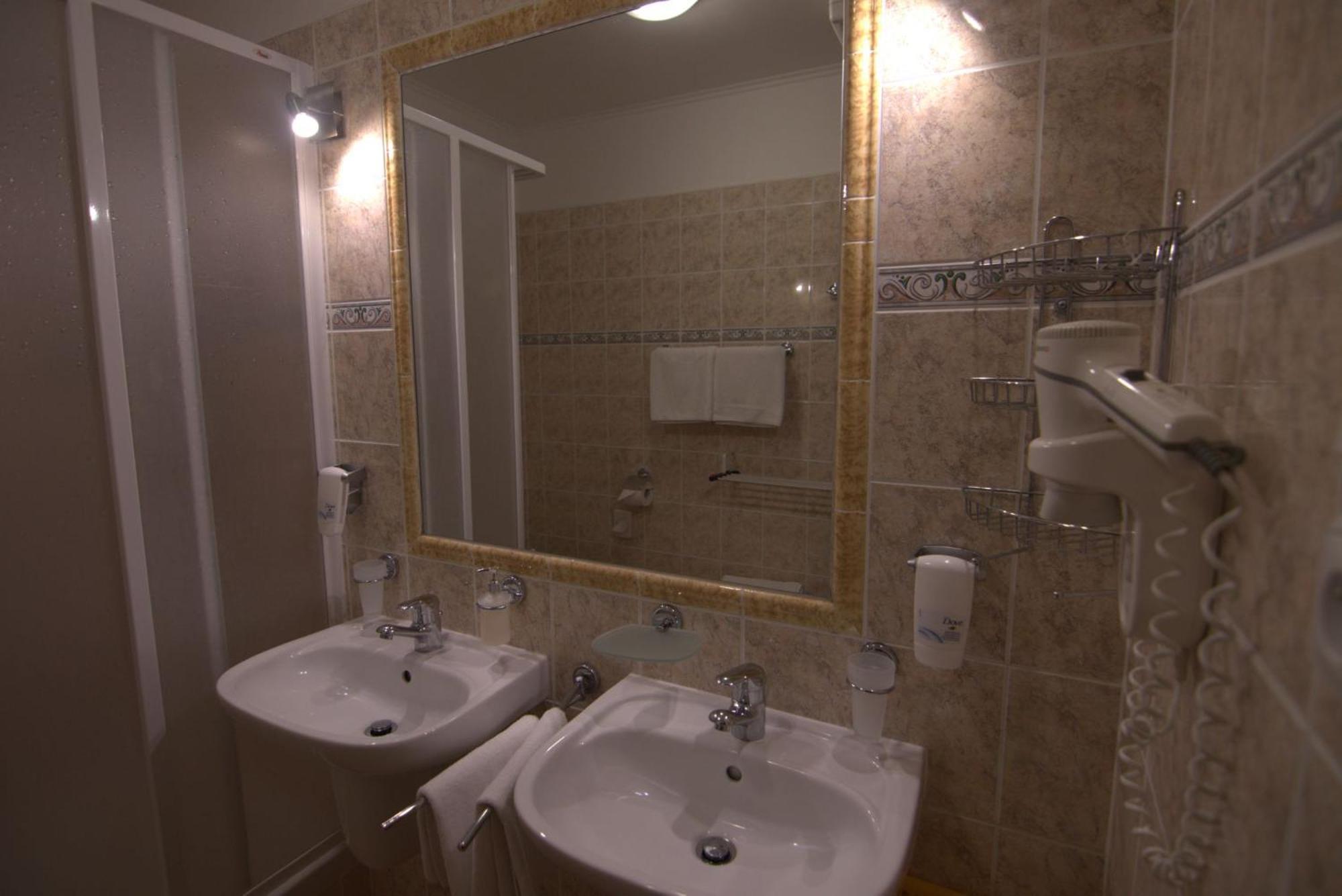Hotel Westend Mariánské Lázně Esterno foto